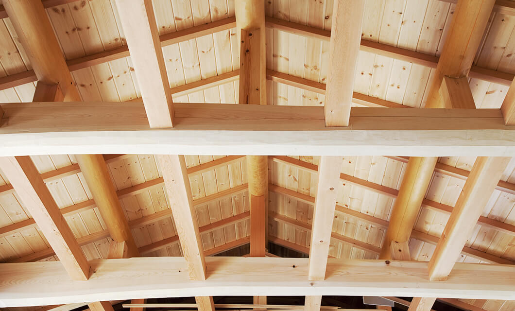 自然素材を活かした伝統の在来工法による木造の家づくり
